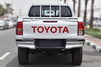 Toyota Hilux SGLX TOYOTA HILUX 2.4 med options power window-3