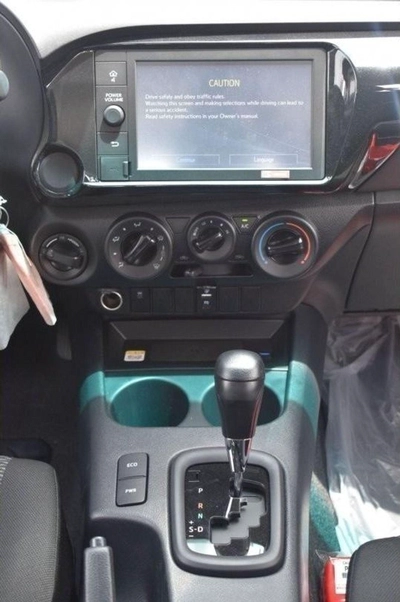 Toyota Hilux SGLX TOYOTA HILUX 2.4 med options power window-6