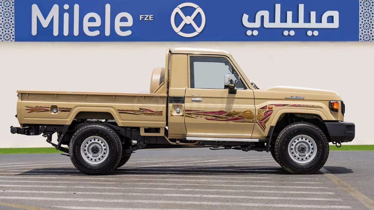 Toyota Land Cruiser Pickup 70 LC79 LX Toyota Land Cruiser 79 SC (Single Cab) | 2-YEAR WARRANTY + SERVICE AVAILABLE | IN-HOUSE FINA-5-0