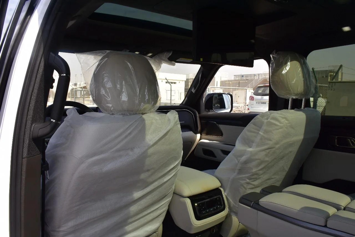 ROX 01 VIP 6 SEATS 2025 | WHITE-6-6