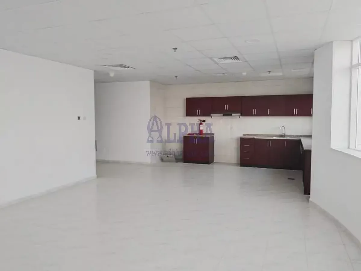 RAK Tower | 1 Bedroom High Floor | Sea View-1-1