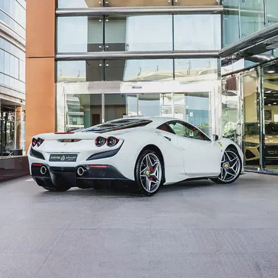 2022 FERRARI  F8 TRIBUTO DONE ONLY 1300KM-1