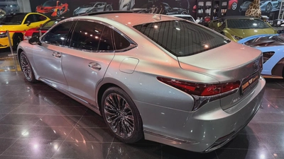 Lexus LS 500 Prestige 2020 - GCC Specs - PPF -Full Service History -  Perfect Condition-9