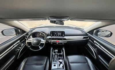 Kia Telluride 2020 Kia Telluride LX  3.8L V6 - Rear Camera & Sensor  - Leather Seats  With Rims --8