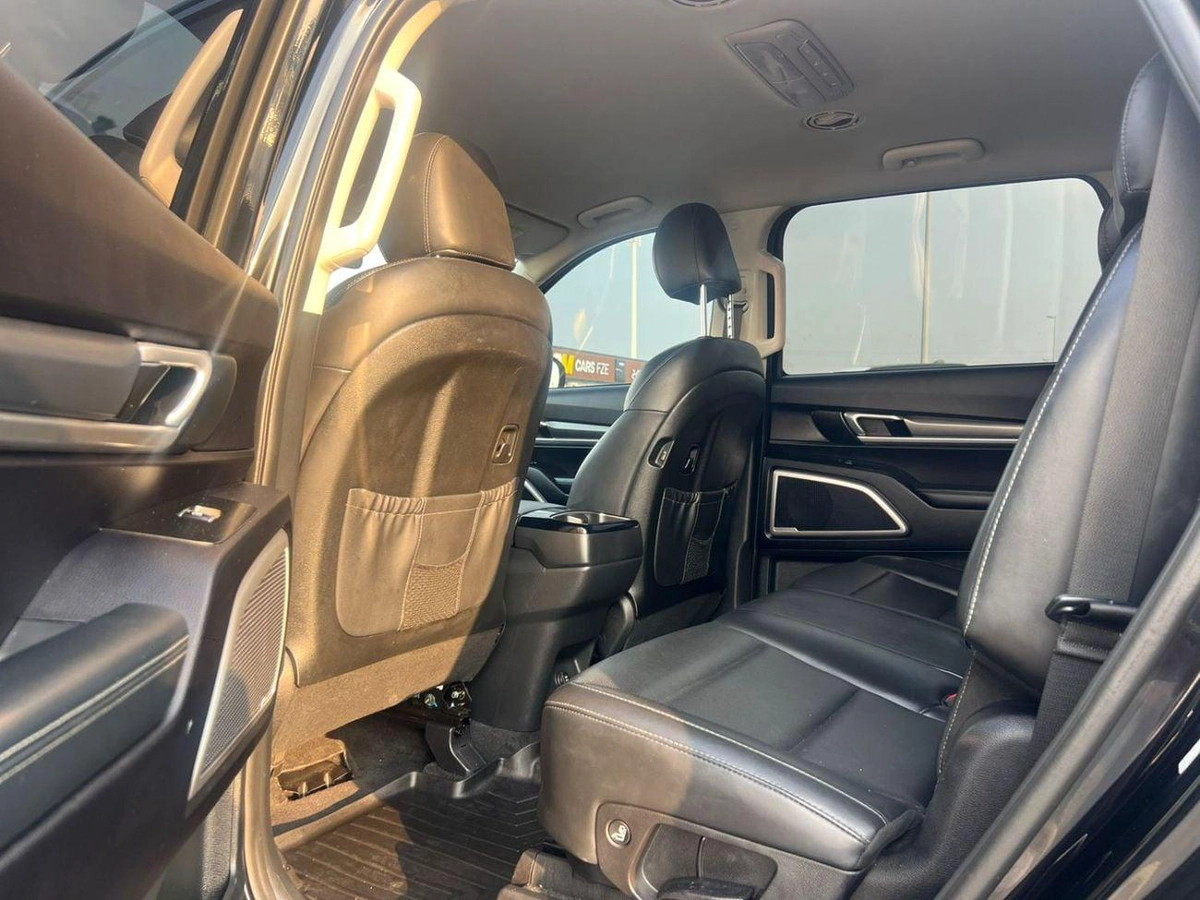 Kia Telluride 2020 Kia Telluride LX  3.8L V6 - Rear Camera & Sensor  - Leather Seats  With Rims --14-0