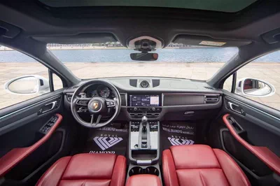 Porsche Macan STANDARD STD 2023 GCC specs-6