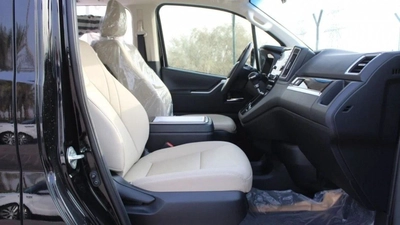 Toyota Granvia TOYOTA GRANVIA 2.8L WAGON 6 SEATS AT WG3-6