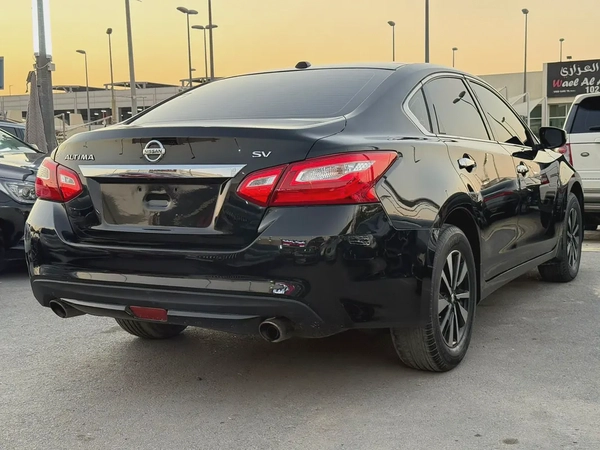 نيسان التيما SV 2017 وراد أمريكي
