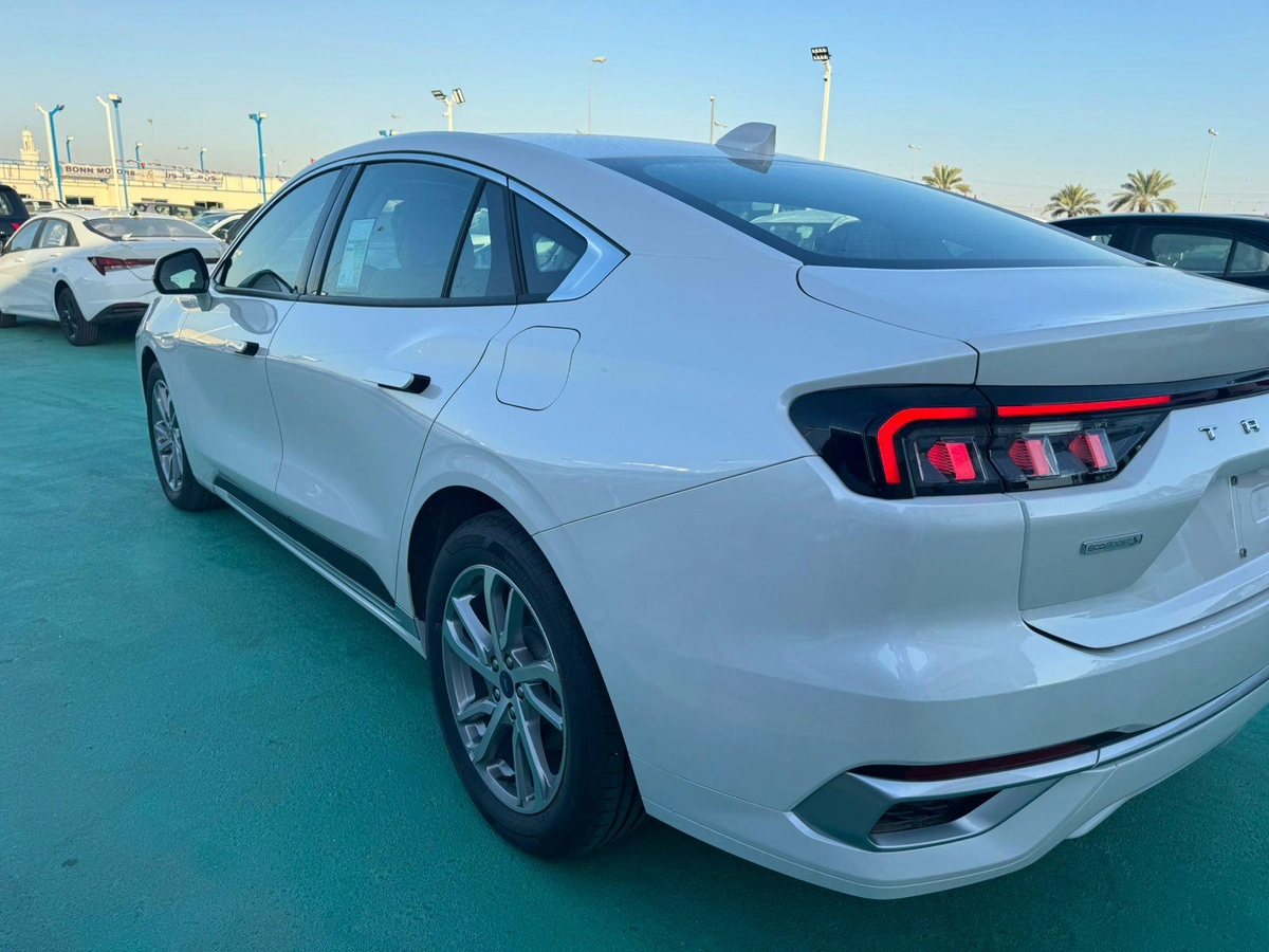 New 2024 Ford Taurus-8-8
