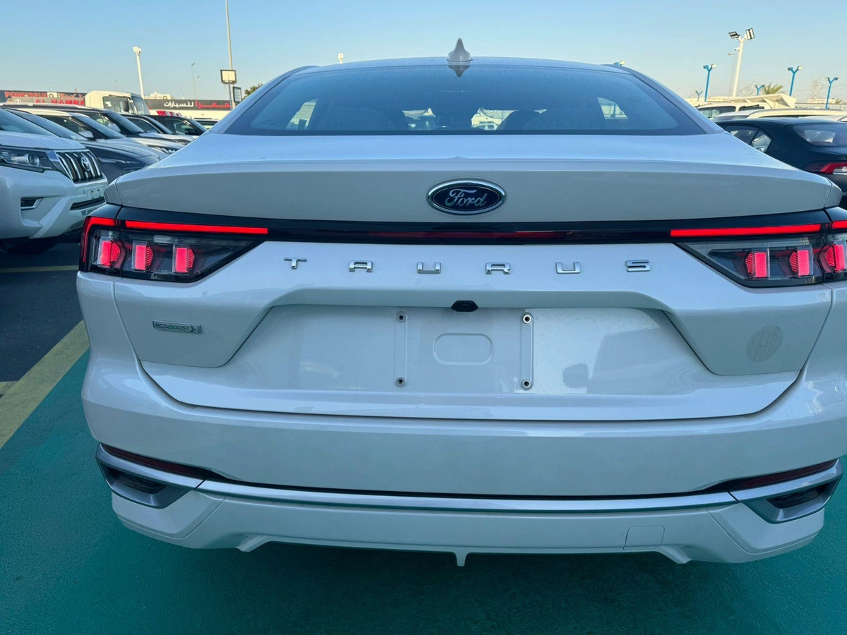 New 2024 Ford Taurus-2-2