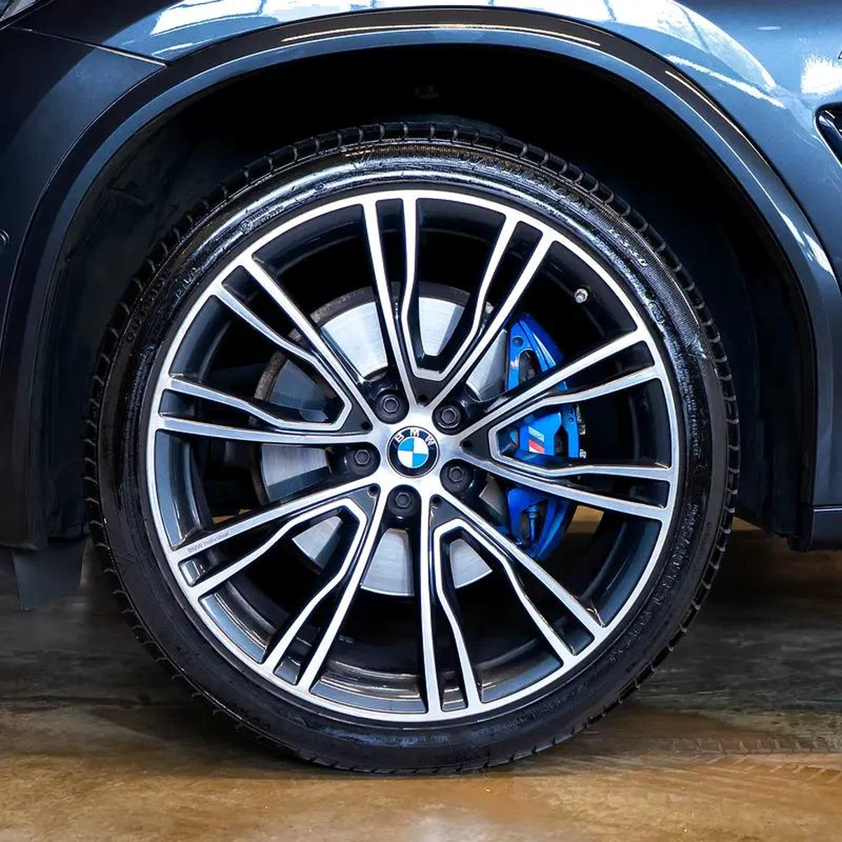 AED 2,586 P.M • 0% Downpayment • X3 xDrive 30i M-Sport • Agency Warranty And Service Package-4-4