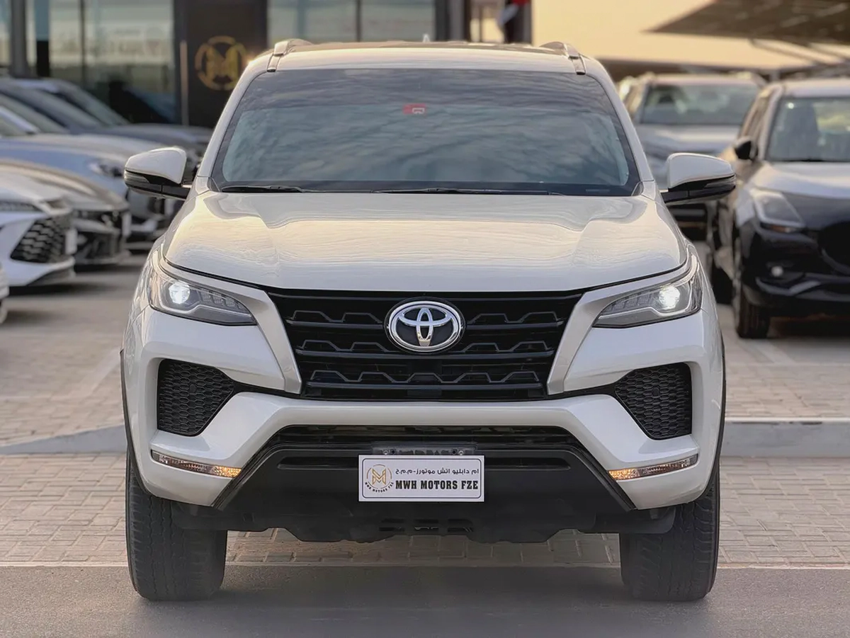 Toyota Fortuner EXR 2022 - GCC Specs - Excellent Condition-1-1