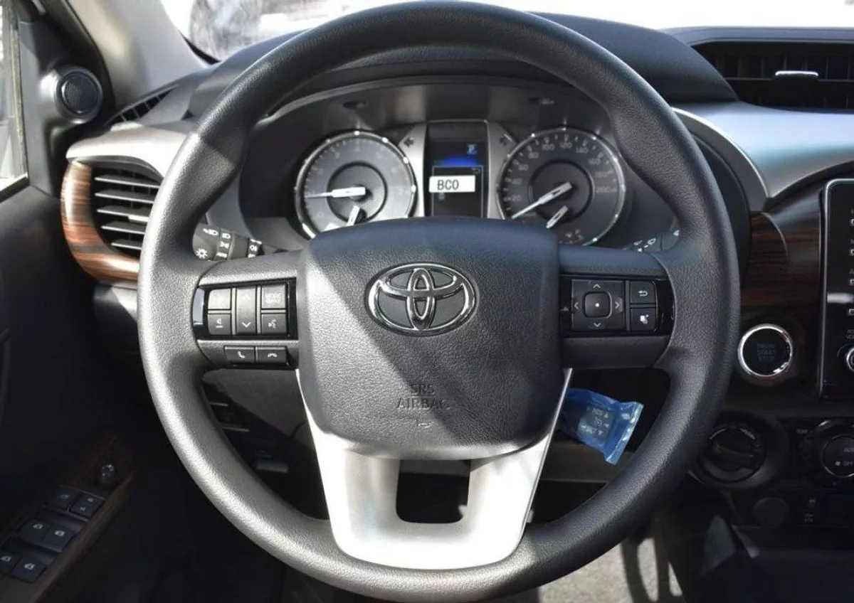 Toyota Hilux SGLX HILUX 4.OL V6-7-0