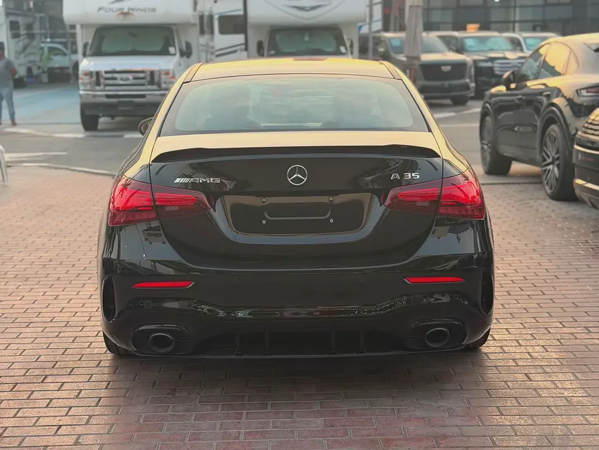 Mercedes-Benz A-Class A 35 AMG 4MATIC 2024 GCC Specs-3-3