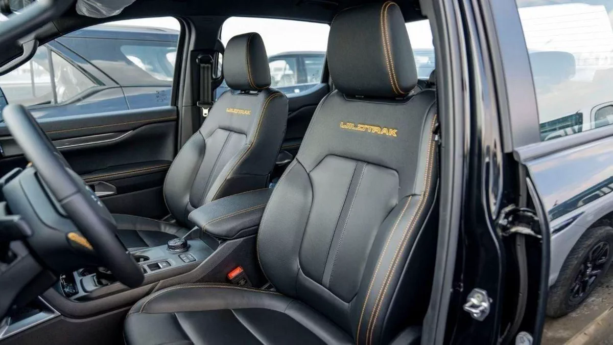 Ford Ranger WILDTRAK FORD RANGER DC WILDTRAK 2.0D AT 4X4 MY2023 – BLACK-11-0