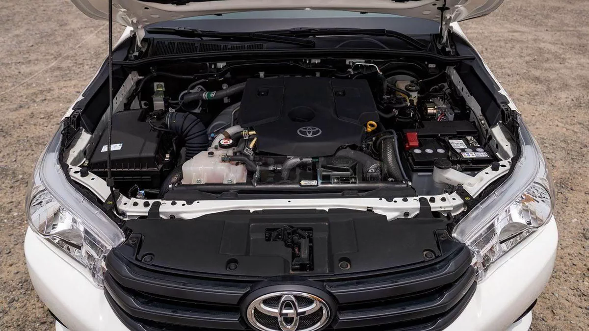 Toyota Hilux GL-12-0