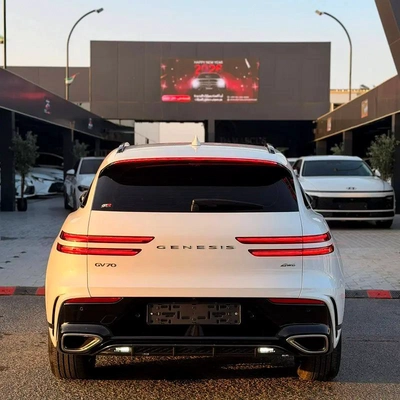 Genesis GV70 2025 | Korean Specs | Clean Title | 20K KM | White | جينسس GV70 2025-11