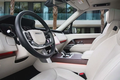 8,421 P.M |  Range Rover SE P400 | 0% Downpayment | 2028 WARRANTY/SERVICE!-8