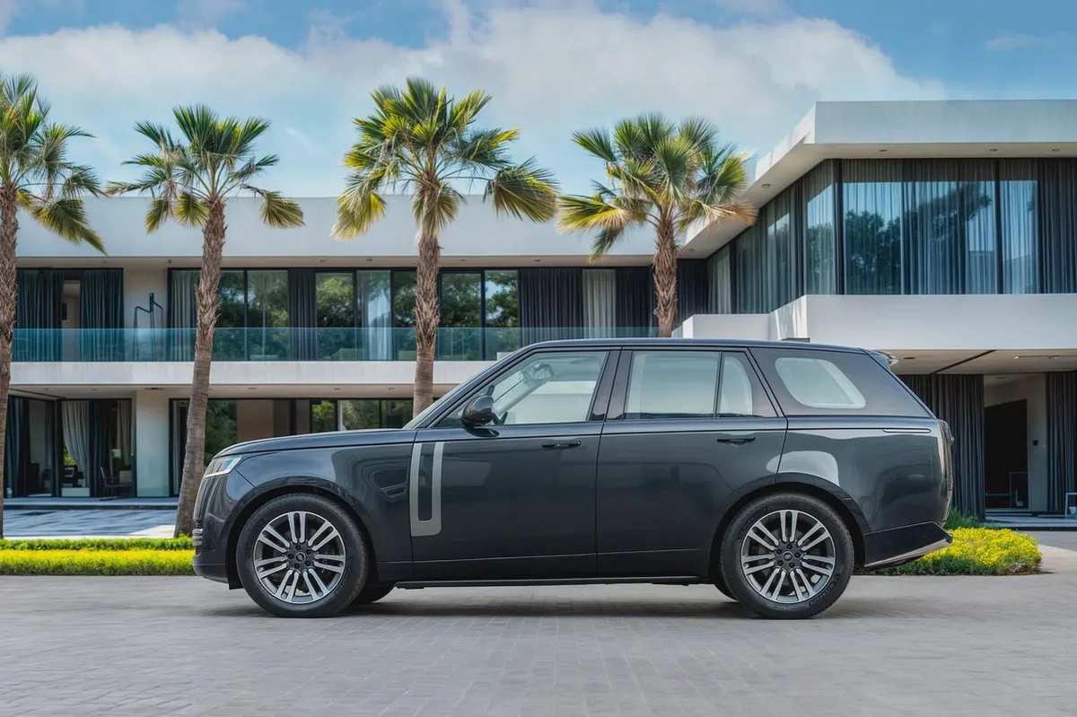 8,421 P.M |  Range Rover SE P400 | 0% Downpayment | 2028 WARRANTY/SERVICE!-1-1