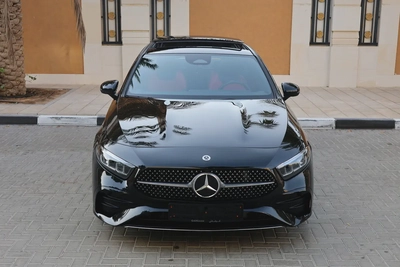A200 AMG - GCC SPECS - UNDER WARRANTY / SERVICE CONTRACT 105,000 KM FROM GARGASH - ACCIDENT FREE --6