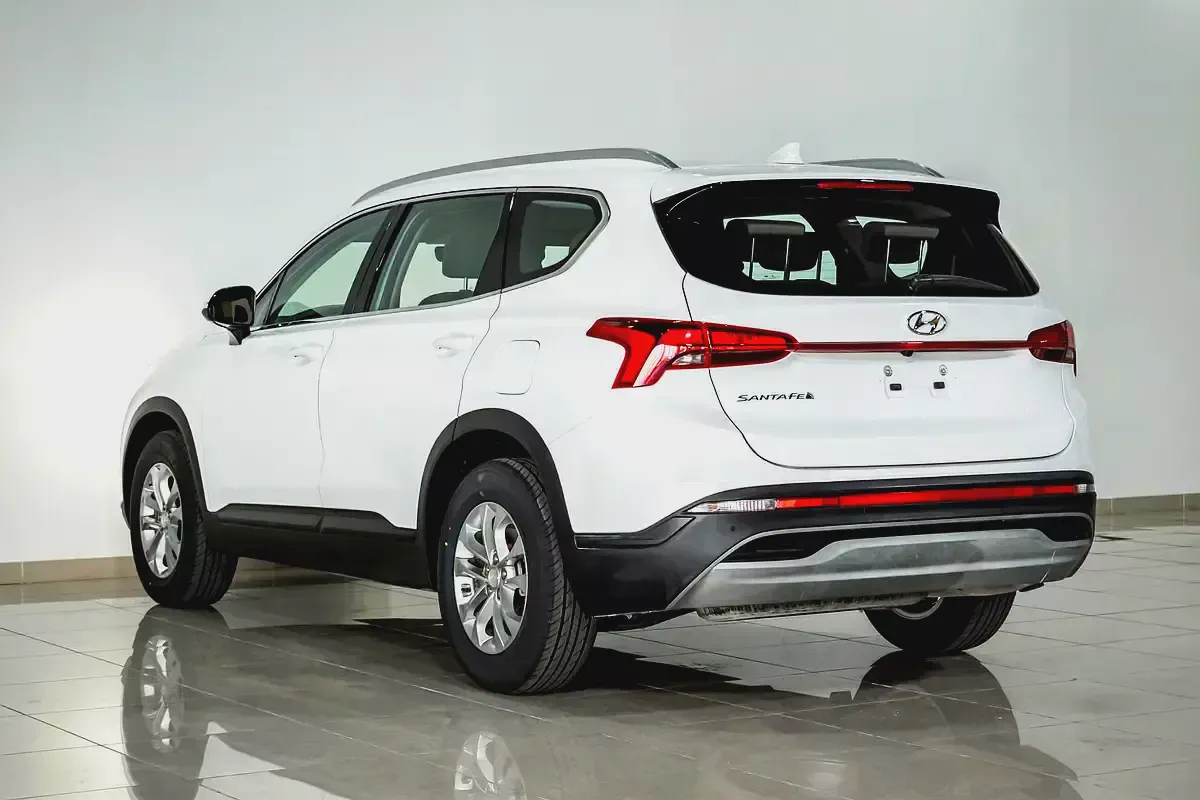 1 YEAR / 20,000 KM WARRANTY | 7 SEATER 2.5  | GCC | AED 1050 PM-5-5