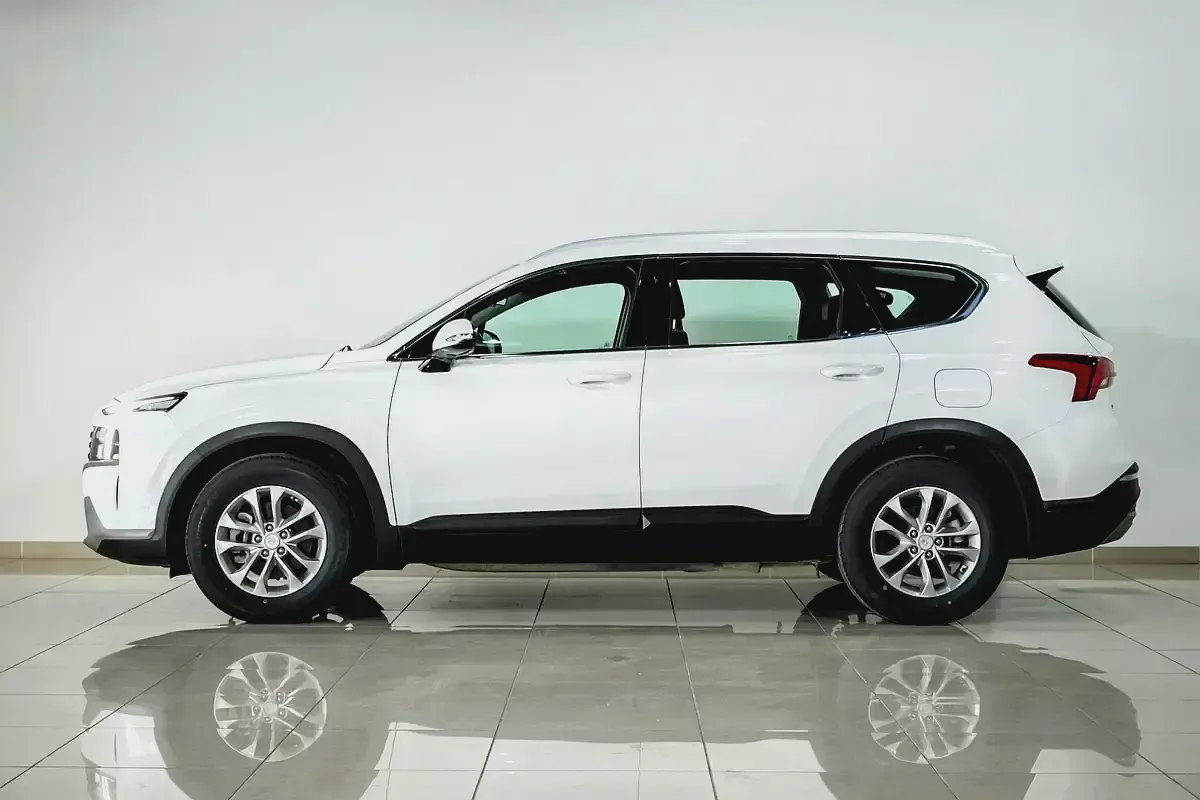 1 YEAR / 20,000 KM WARRANTY | 7 SEATER 2.5  | GCC | AED 1050 PM-6-6