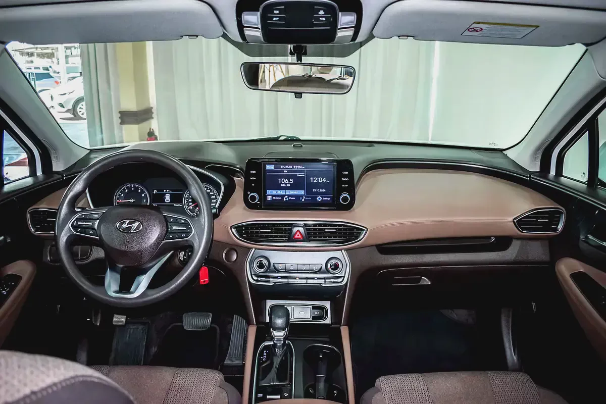 1 YEAR / 20,000 KM WARRANTY | 7 SEATER 2.5  | GCC | AED 1050 PM-8-8