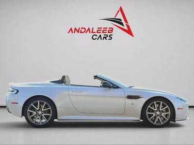 ASTON MARTIN VANTAGE S Cabriolet-4