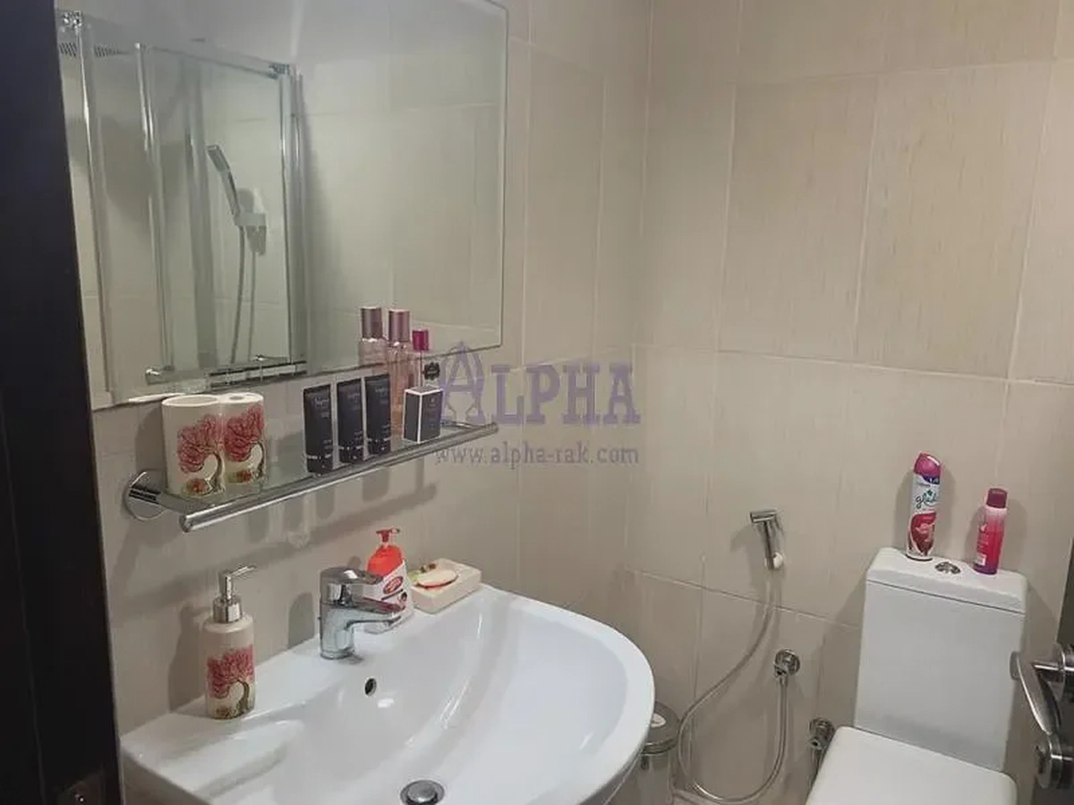 Fully Furnished Studio | Bills Included-3-3