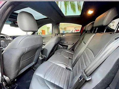 AED 436 P.M | Alfa Romeo Giulietta Veloce 2019 - GCC Specs-14