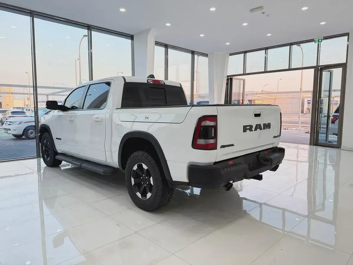 دودج رام ريبل ابيض / اسود 2021 (خليجي )-3-3