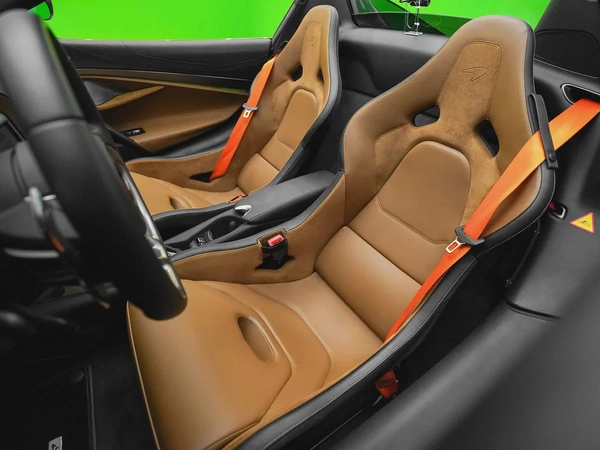 BRAND NEW 750S SPIDER PERFORMANCE UNDER FREE CONTRACT SERVICE AND WARRANTY-SWAP YOUR CAR AND GRAB IT