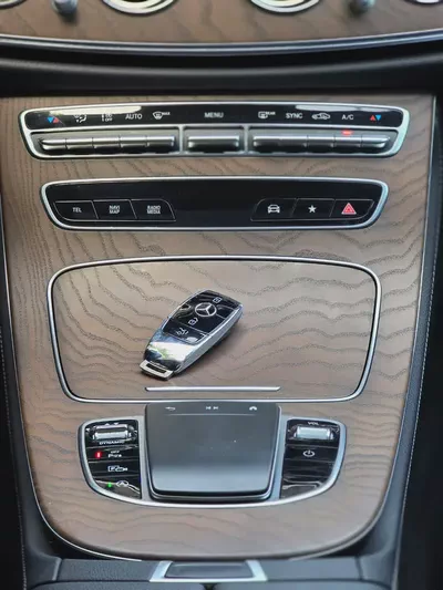Mercedes-Benz E-Class E 250 2021 European Specs - Perfect condition - Low mileage-11