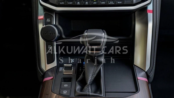 Toyota Land Cruiser TOYOTA LAND CRUISER LC300 GXR 4.0P AT MY2025
