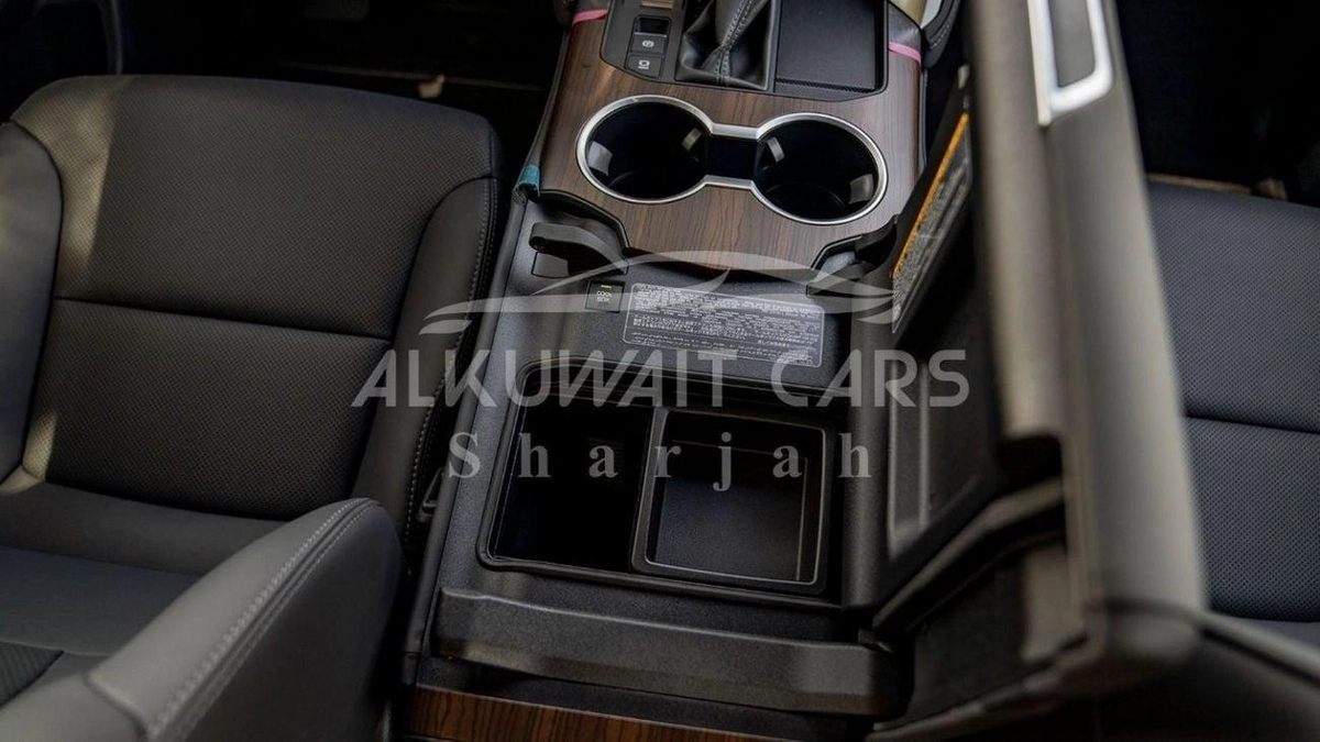 Toyota Land Cruiser TOYOTA LAND CRUISER LC300 GXR 4.0P AT MY2025-8-0