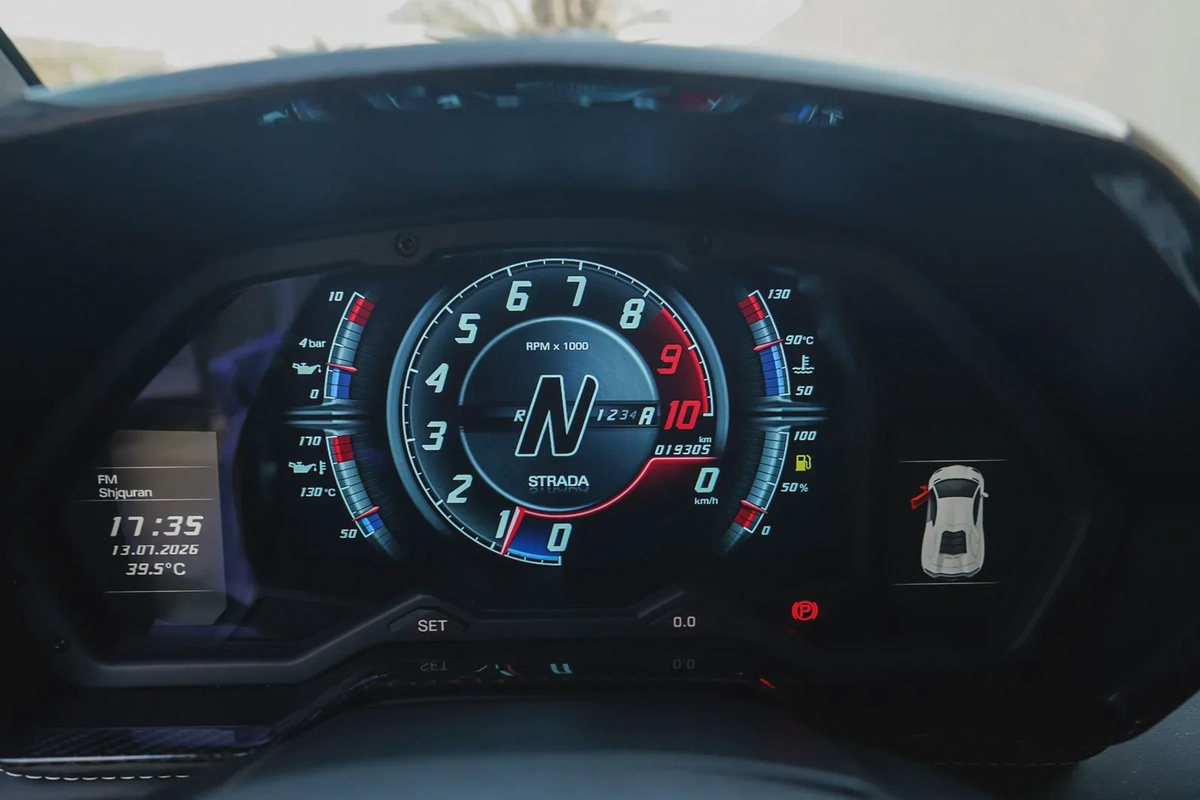 Lamborghini Aventador 2018-19-19