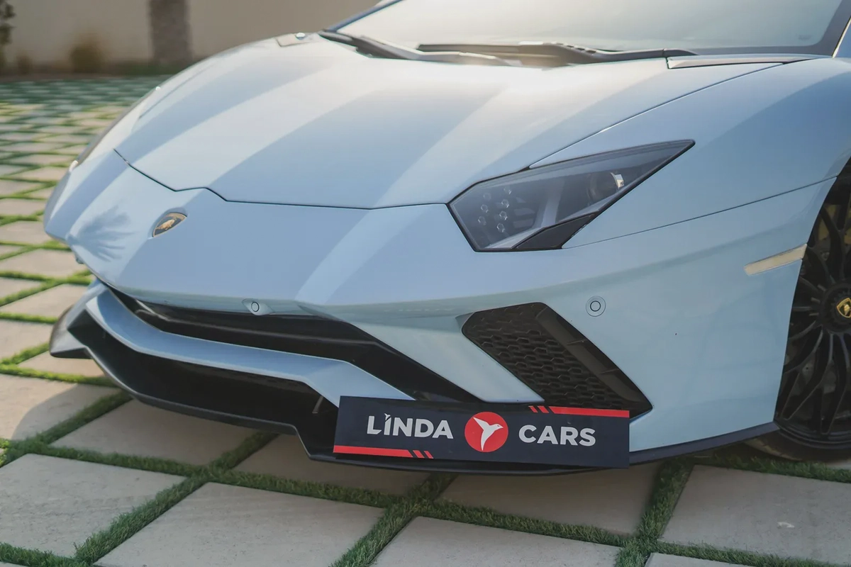 Lamborghini Aventador 2018-4-4