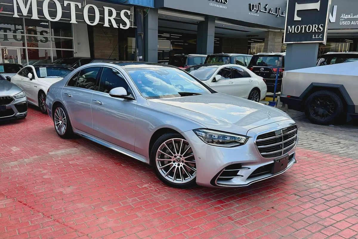 Mercedes-Benz S-Class S 500 4MATIC 2023 - Japanese Specs - Pristine Condition