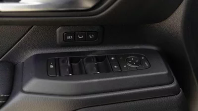 Toyota Prado VXR Toyota Prado Premium  2.8L Diesel MY2025-17