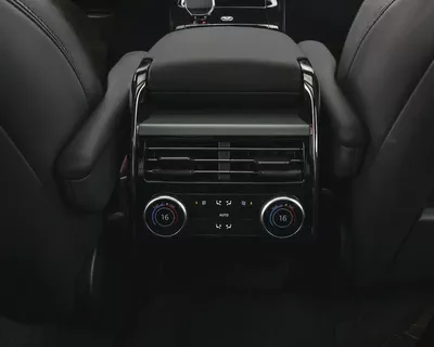 RANGE ROVER SPORT DYNAMIC 2024 - GCC - ALTAYER WARRANTY - FULLY LOADED - AMAZING CONDITION-16