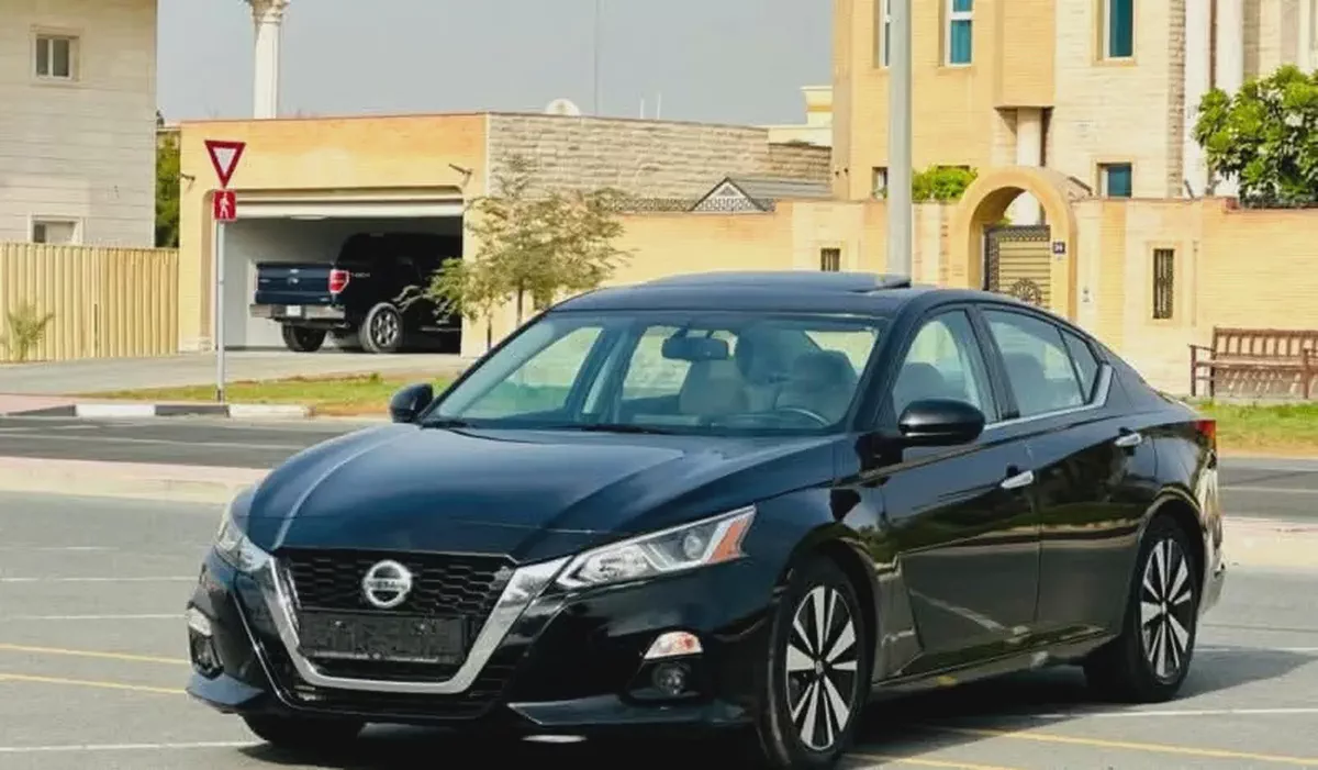 Nissan Altima  2022 GCC Specs Cash, Bank  Inhouse financa availble - Excellent Condition-2-2
