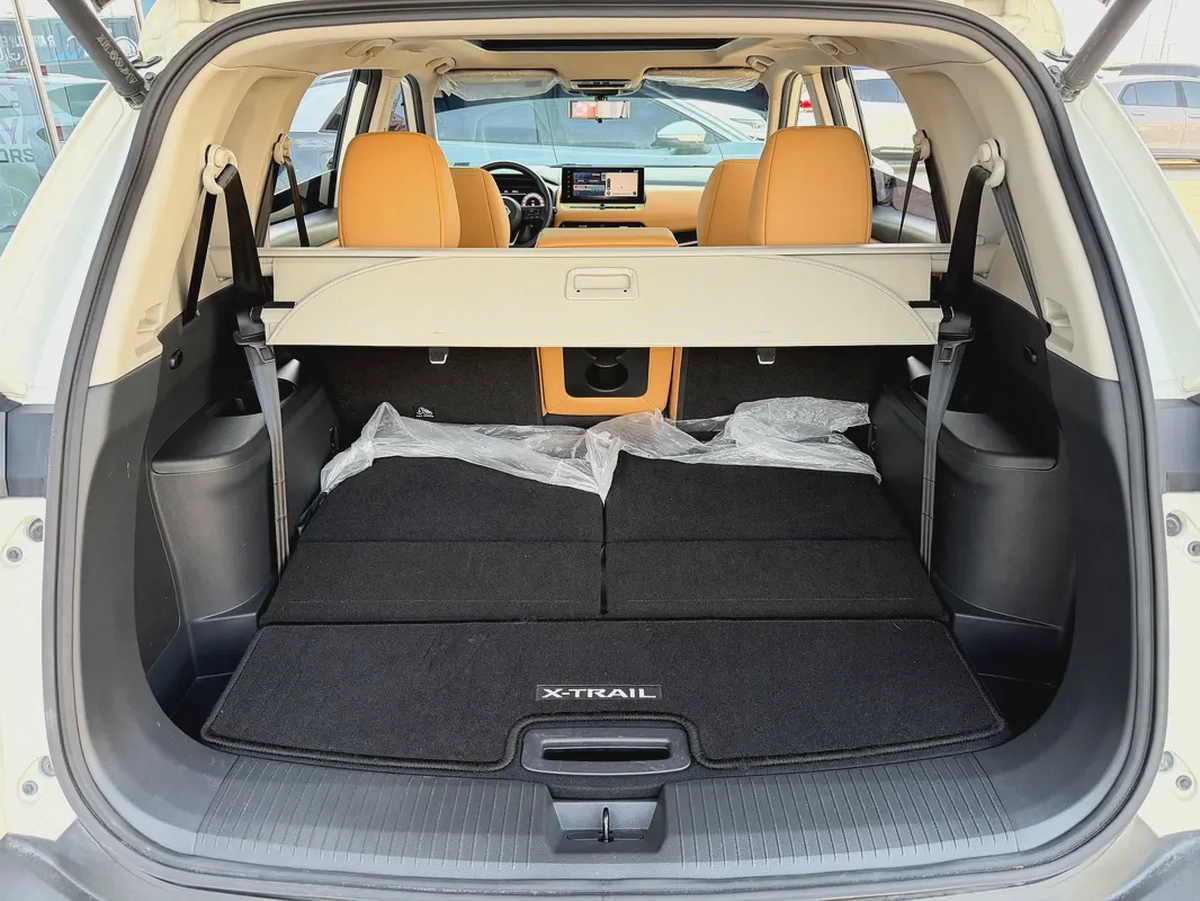 نيسان اكس تريل اس ال ابيض / زعفراني خليجي المسعود Nissan X-Trail SL 2024 GCC Specs-14-14