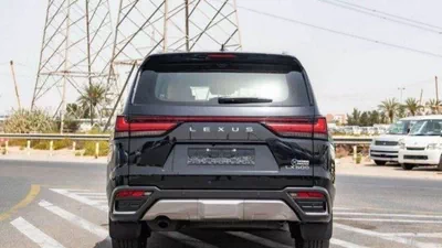 Lexus LX600 SIGNATURE-11