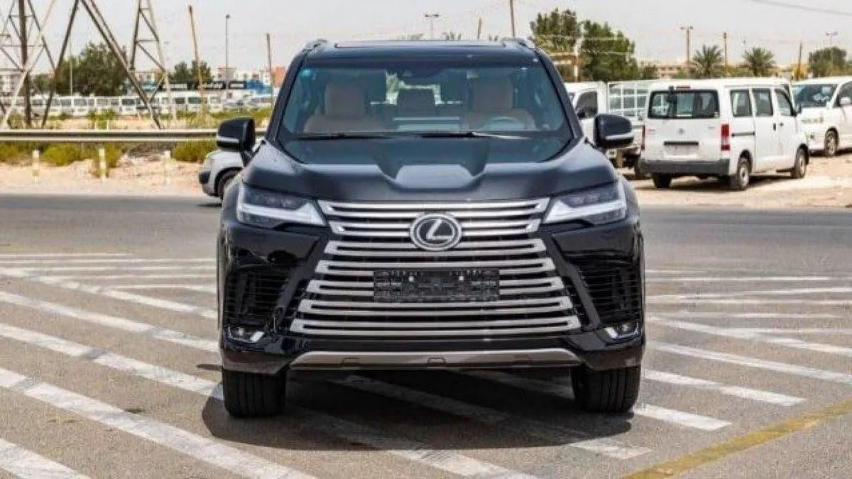 Lexus LX600 SIGNATURE-1-0