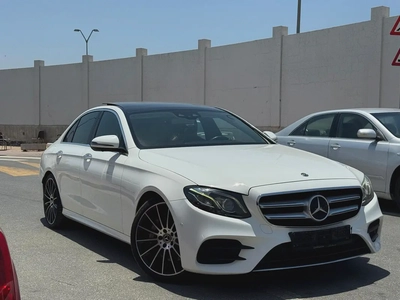 Mercedes-Benz E 350 | 2019 | GCC Specs | Pristine Condition-1