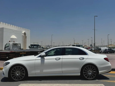 Mercedes-Benz E 350 | 2019 | GCC Specs | Pristine Condition-6