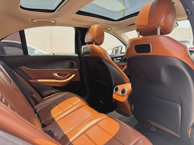 Mercedes-Benz E 350 | 2019 | GCC Specs | Pristine Condition-12