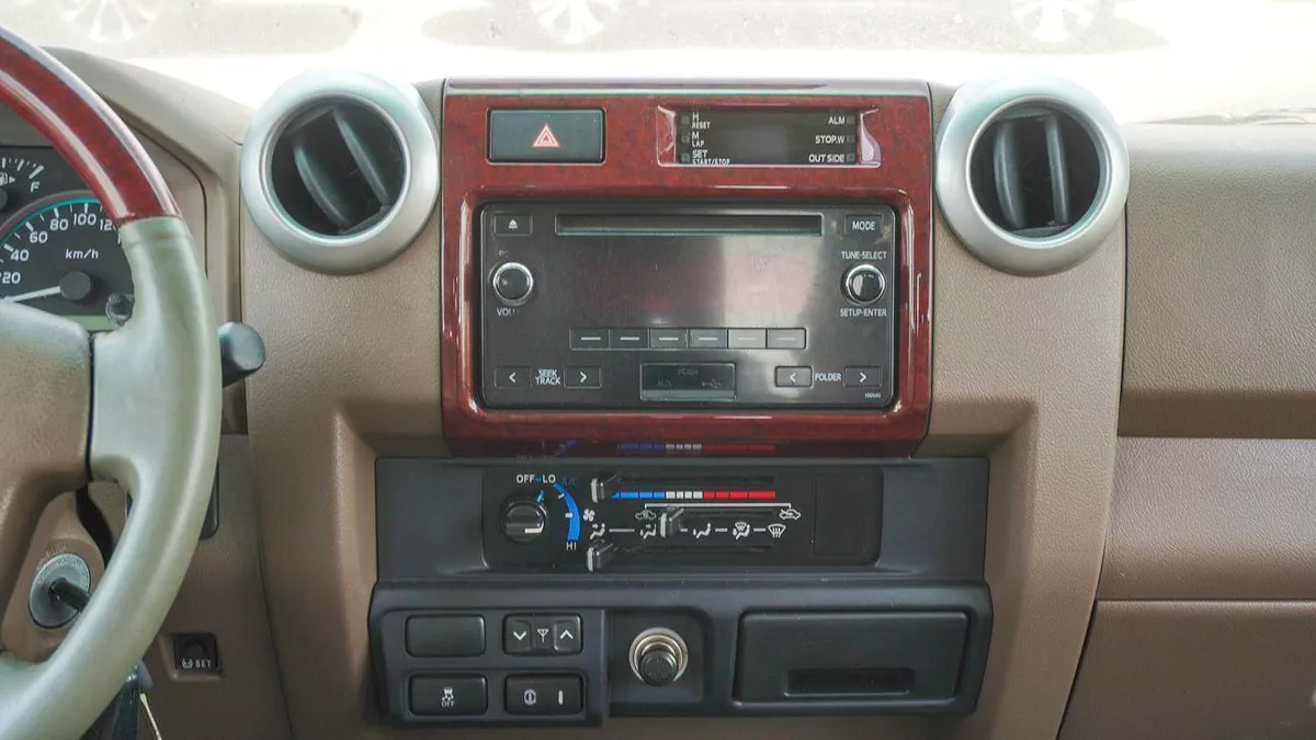Toyota Land Cruiser Pick Up 4.0L-6-0