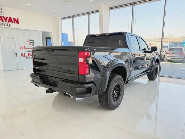 شيفروليه سيلفرادو LT SHAHEEN Z71 6.2 اسود / بيج 2021