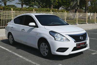 0% DP - APPLE CARPLAY - NISSAN SUNNY SV - GCC-0